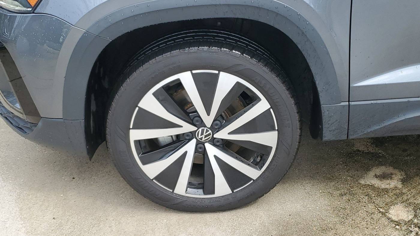 2022 volkswagen taos se