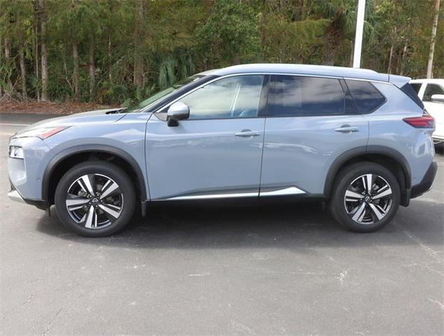 2022 nissan rogue platinum