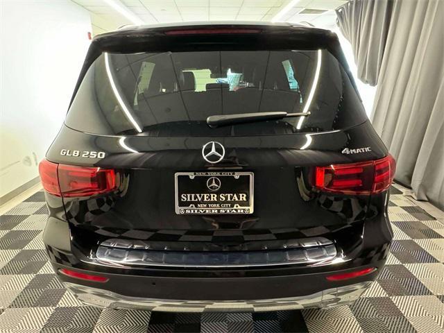2024 mercedes-benz glb 250 base 4matic