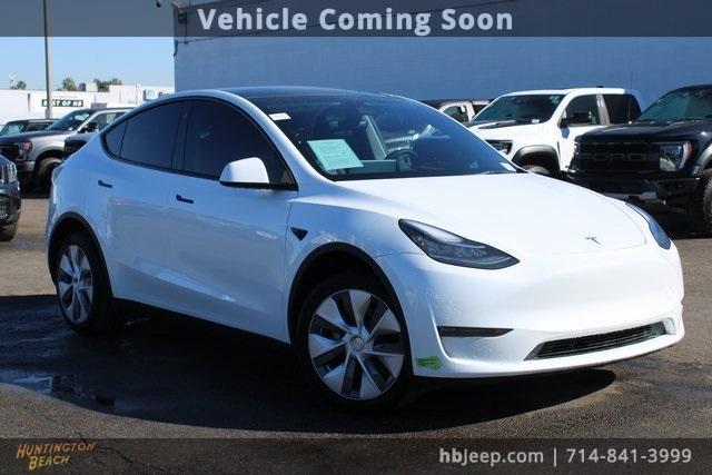 2023 tesla model y long range