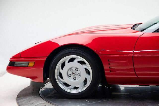 1991 chevrolet corvette base