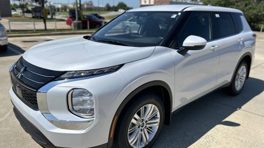 2024 Mitsubishi Outlander