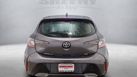 2021 toyota corolla hatchback se