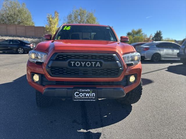 2016 toyota tacoma base