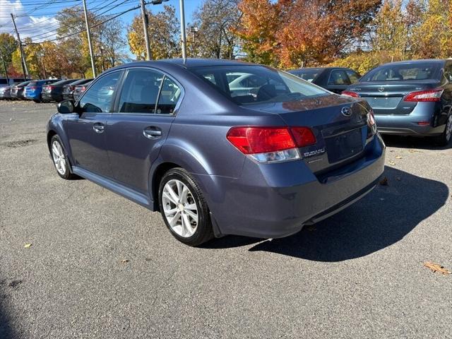 2014 subaru legacy base