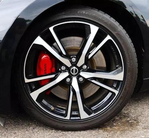 2018 nissan 370z sport