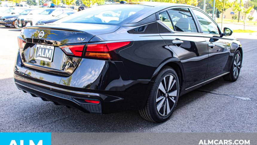 2022 nissan altima 2.5 sv