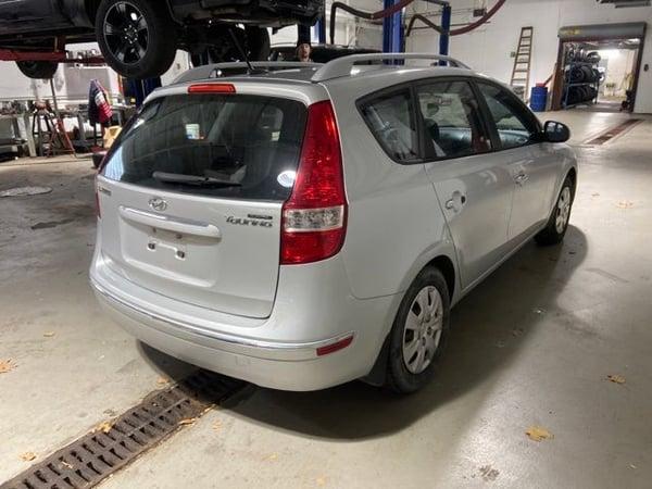 2011 hyundai elantra touring in mount prospect, illinois