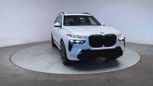 2025 BMW X7