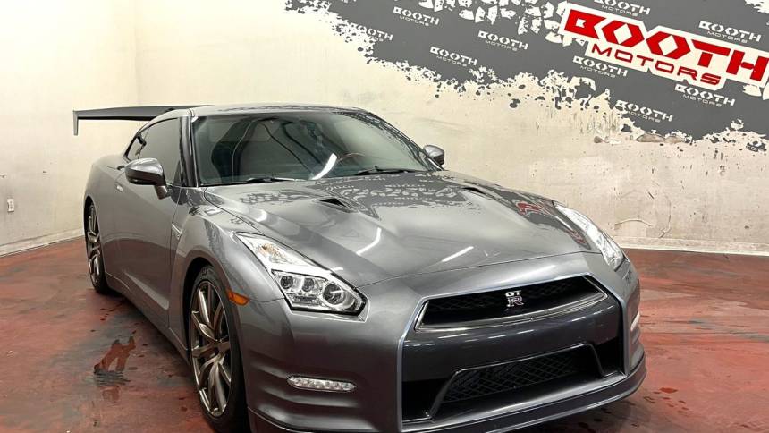 2015 nissan gt-r