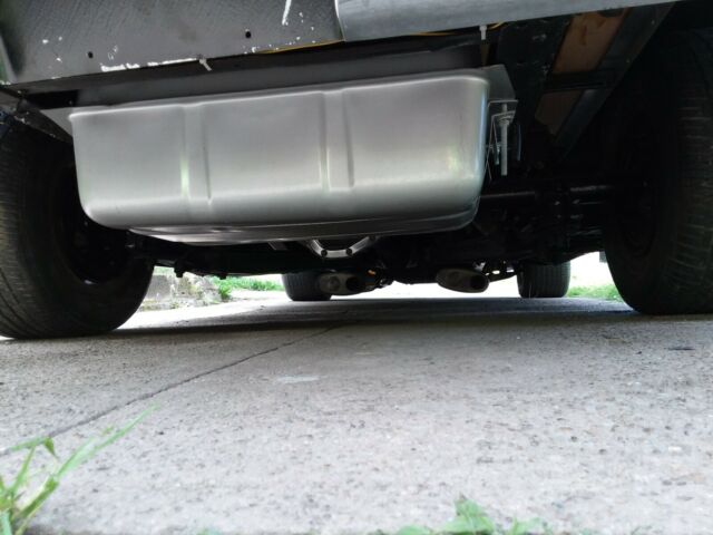 1971 chevrolet c-10 step side truck short bed