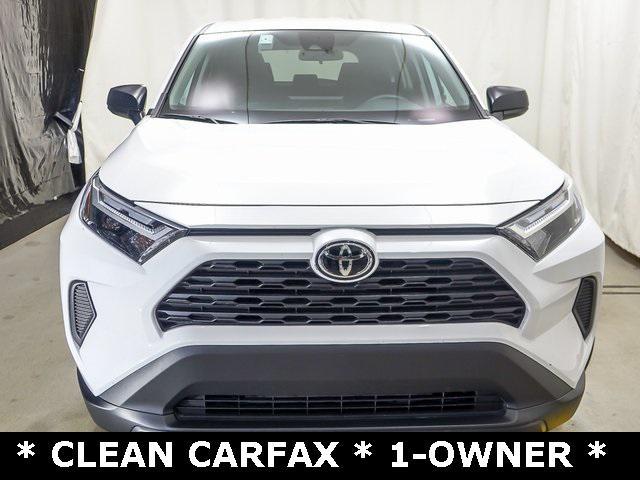 2024 toyota rav4 le