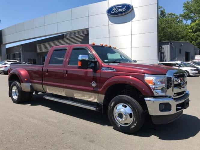 2012 ford f-350 super duty lariat 4x4 lariat 4dr crew cab 8 ft. lb drw pickup for sale in danbury, connecticut