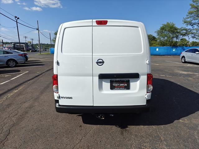 2015 nissan nv200 s