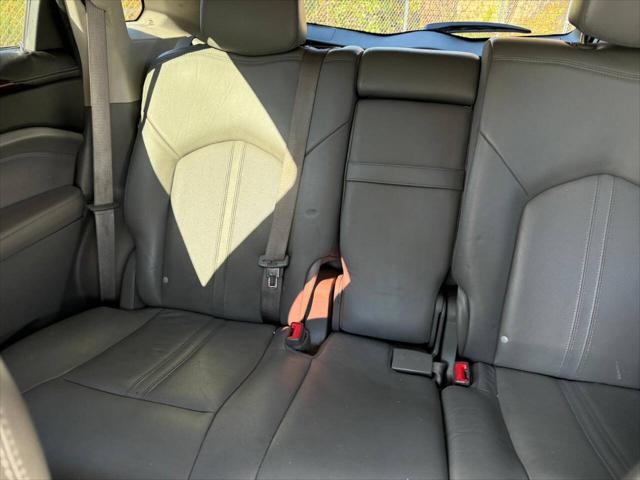 2012 cadillac srx luxury collection