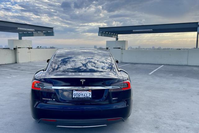 2015 tesla model s 85d