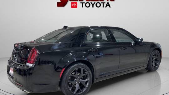 2022 Chrysler 300