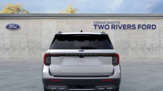 2025 Ford Explorer equipment group 200a standard package