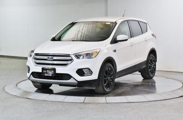 2019 ford escape se
