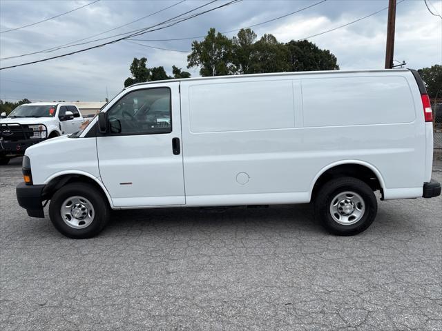 2021 chevrolet express 2500 rwd 2500 regular wheelbase wt
