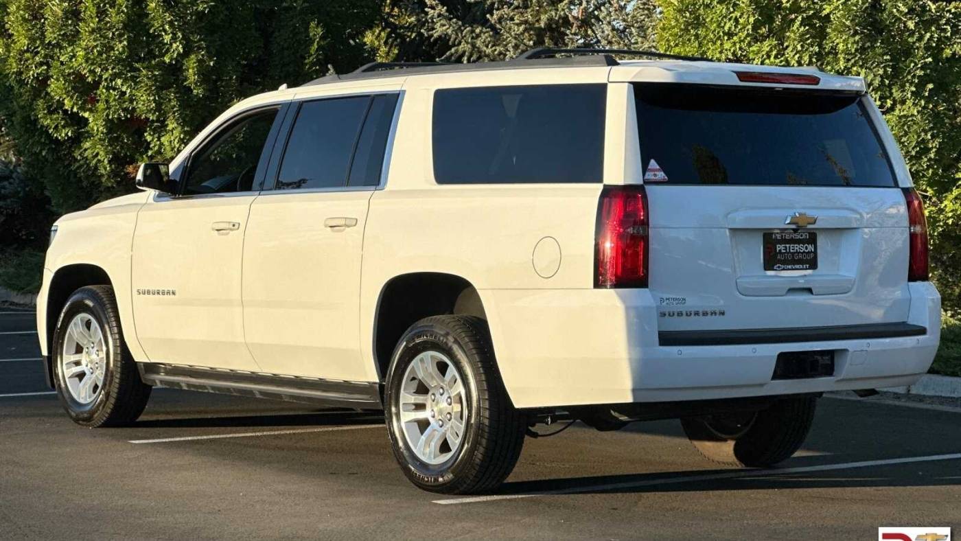 2017 chevrolet suburban ls