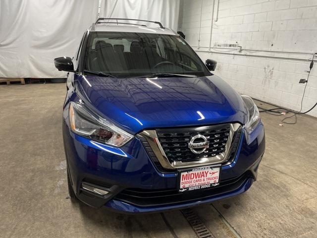 2020 nissan kicks sr