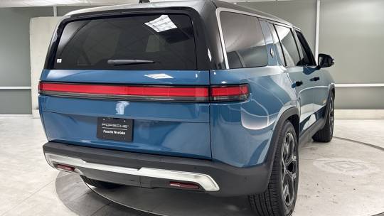 2023 Rivian R1S