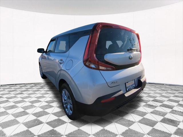 2020 kia soul lx