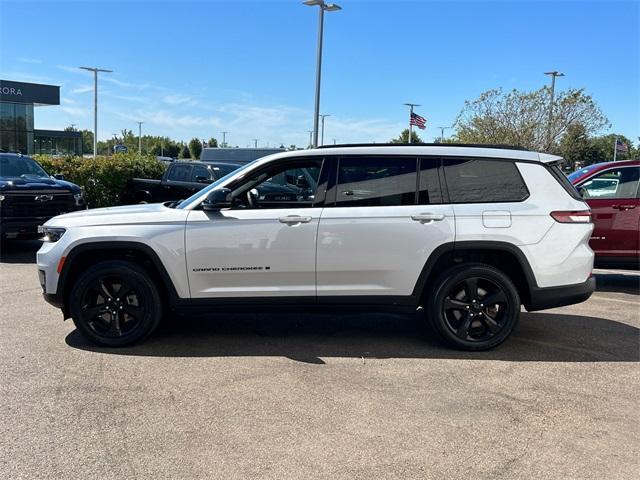 2023 jeep grand cherokee l laredo