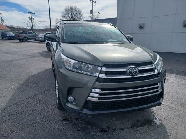2018 toyota highlander limited in jefferson, west virginia