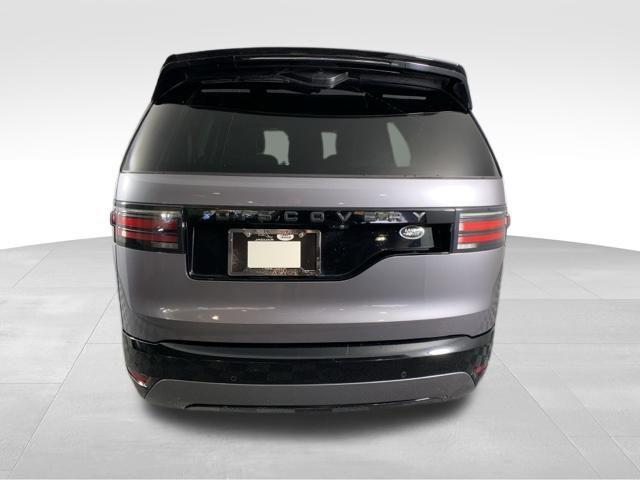 2021 land rover discovery p300 s r-dynamic