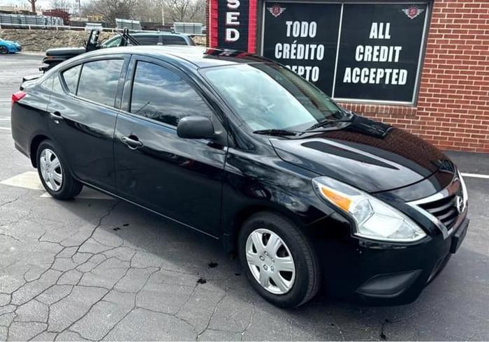 2015 nissan versa s plus sedan 4d in overland park, kansas