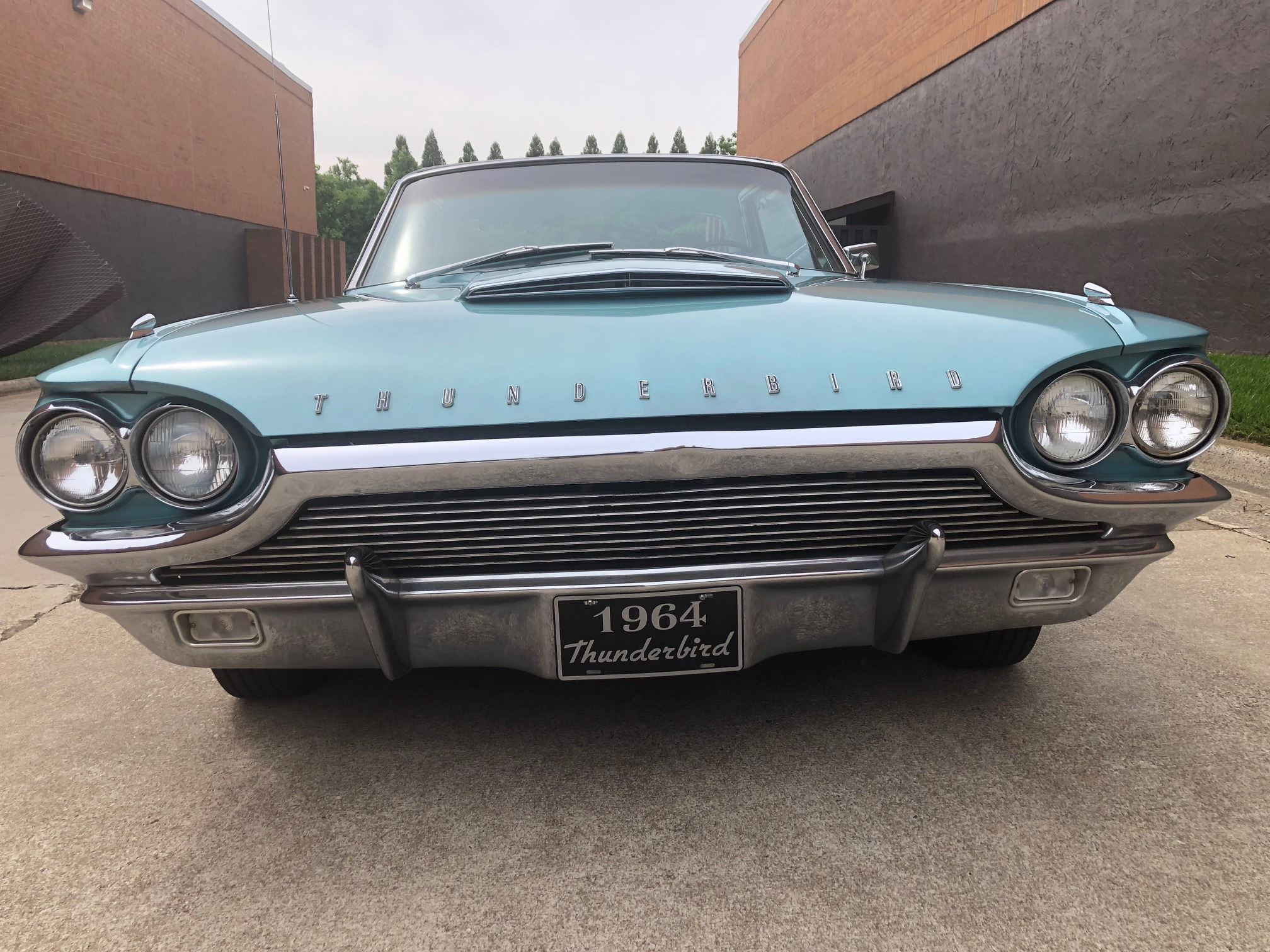 1964 ford thunderbird landau