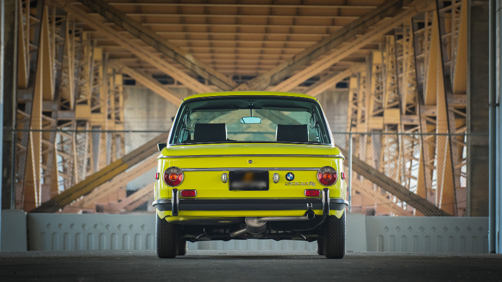 1972 bmw 2002tii 2.2l 5-speed