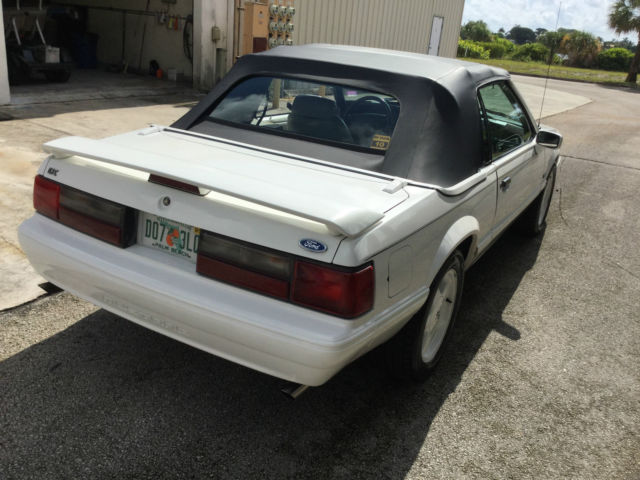 1993 ford mustang lx white convertible 2-door 5.0l original owner 43,000 leather