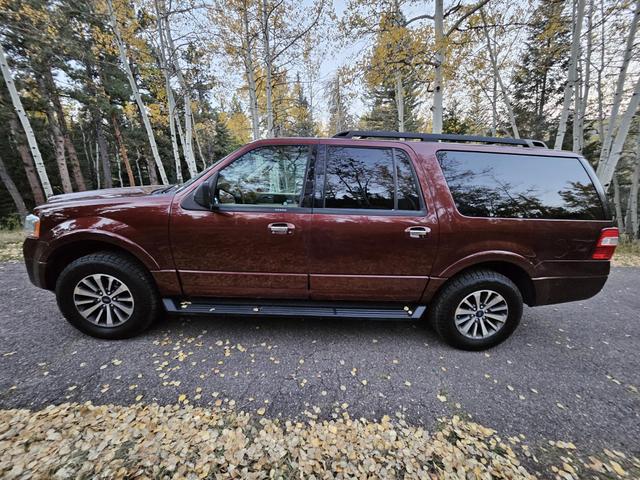 2017 ford expedition el xlt