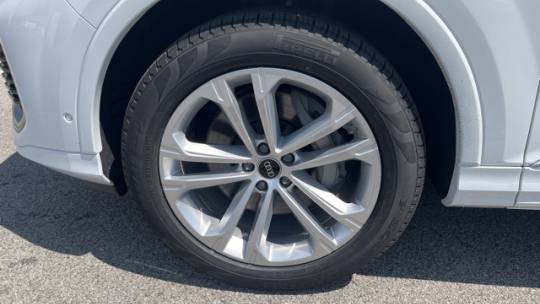 2025 Audi Q7 55 quattro premium plus