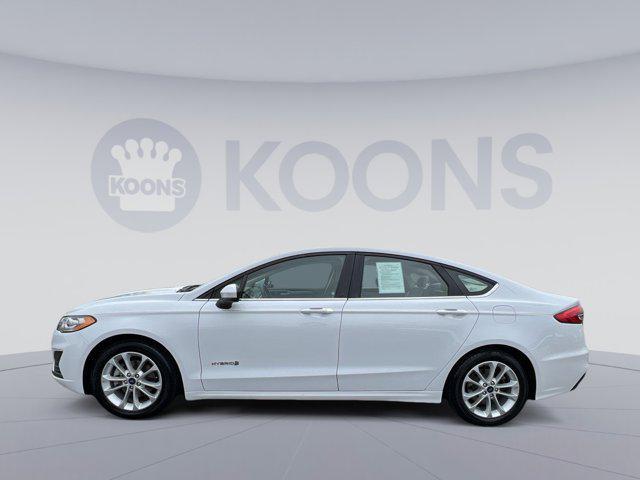 2019 ford fusion hybrid se