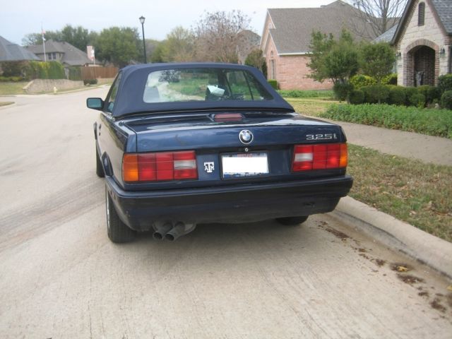 my beautiful mauritiusblau 1992 bmw 325i e30 convertible 2-door 2.5l