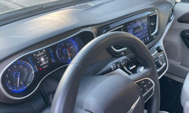 2017 chrysler pacifica touring