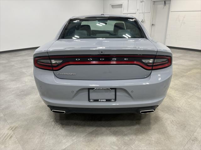 2022 dodge charger sxt
