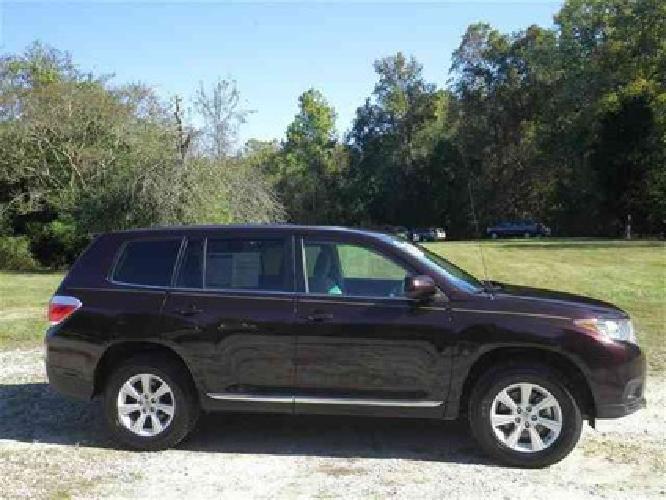 2012 toyota highlander base v6 in gloucester, va