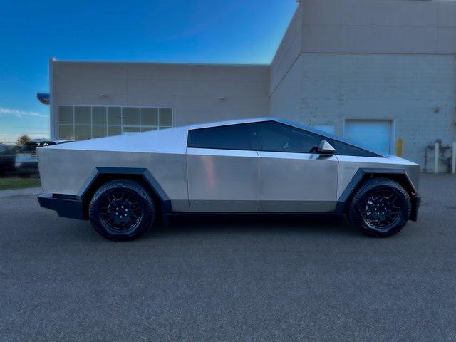 2024 tesla cybertruck cyberbeast