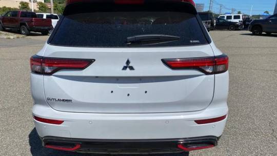 2024 Mitsubishi Outlander