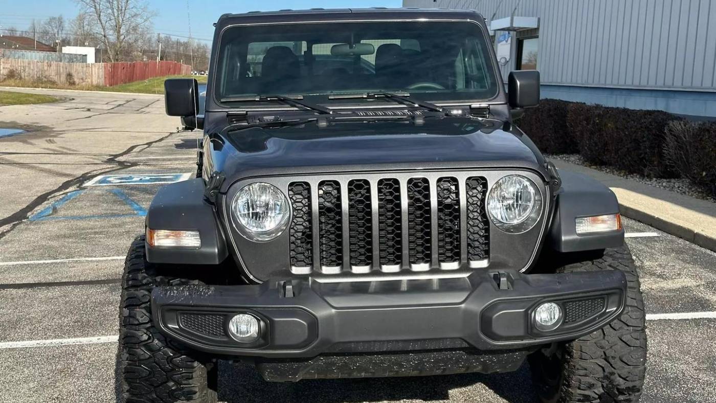 2023 jeep gladiator freedom