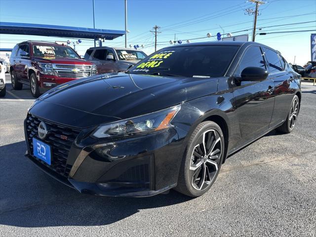 2023 nissan altima sr fwd