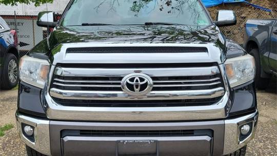 2017 toyota tundra platinum