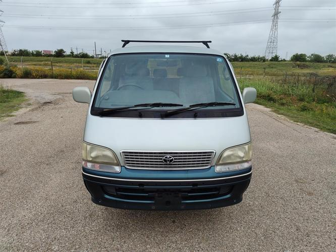 1996 toyota hiace in freeport, texas