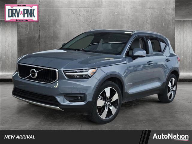 2021 volvo xc40 t4 momentum
