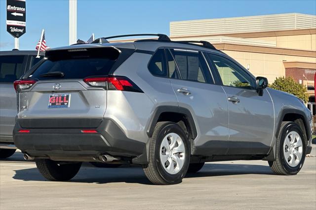 2019 toyota rav4 le